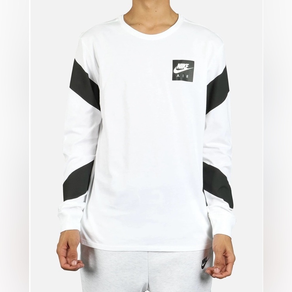 New Nike Air Shirt Long Sleeve White and Black Tee Athletic Cut Unisex Size M